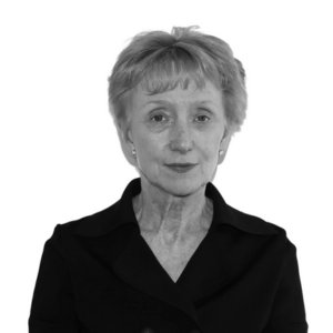 Dr Freda V Gardner